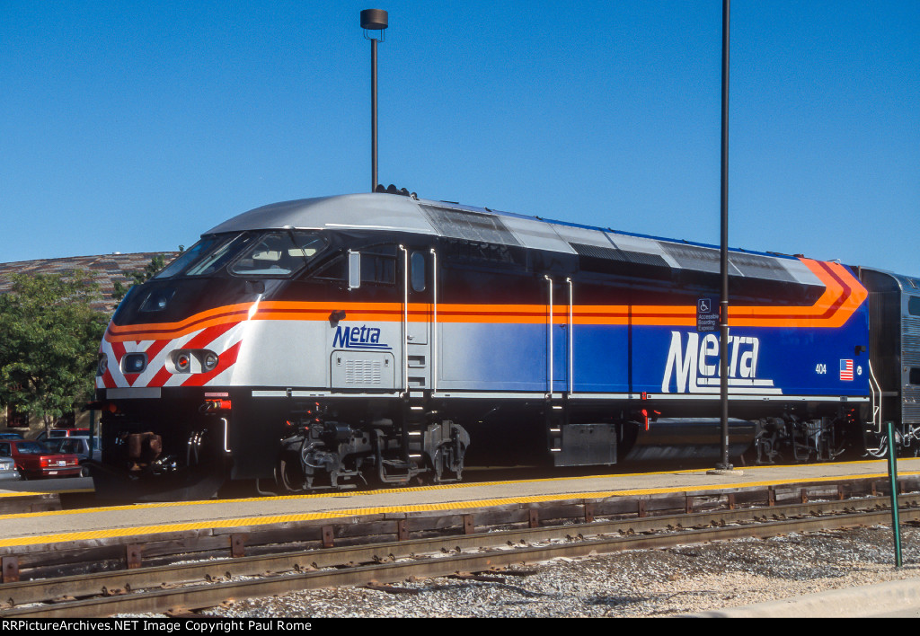 METX 404, MPI MP36PH-3S New at the Aurora Transportation Center